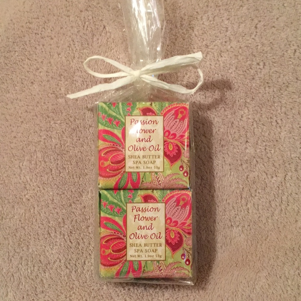 Passion Flower Olive Oil Shea Butter Hand Soap 2